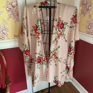 PRICE SLASHED! NWT Umgee Kimono M/L